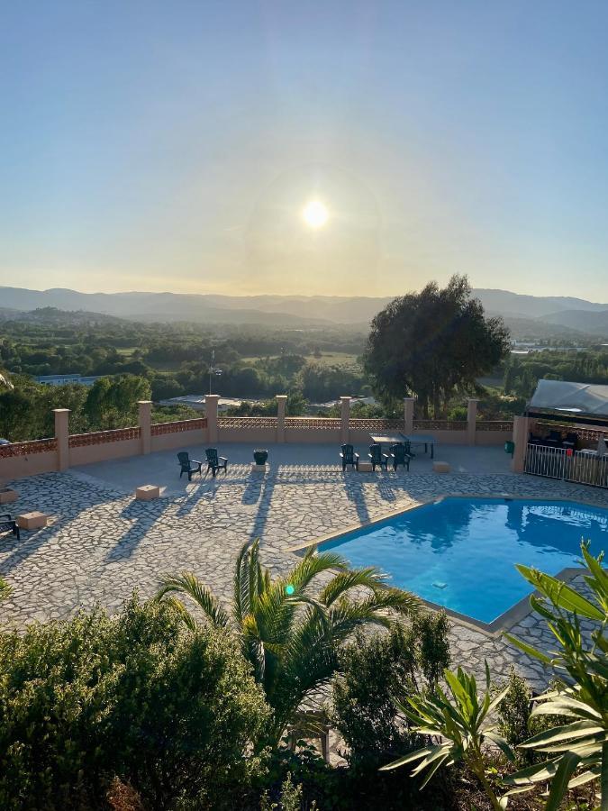 Jolie maison individuelle golfe de Saint-Tropez Cogolin Extérieur photo